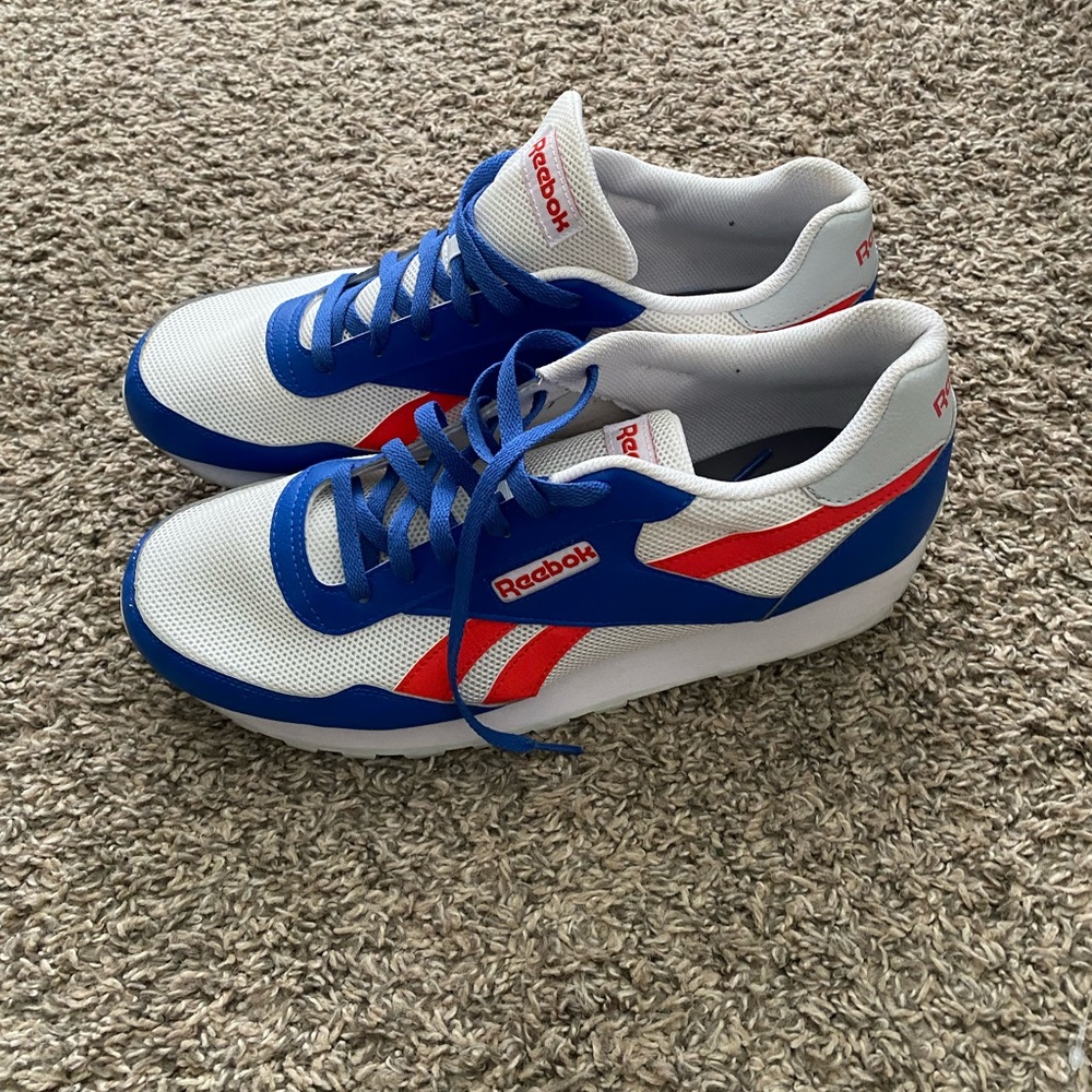 Mens Reebok REWIND RUN WHITE / BLUE / RED GX6016 size US 11
